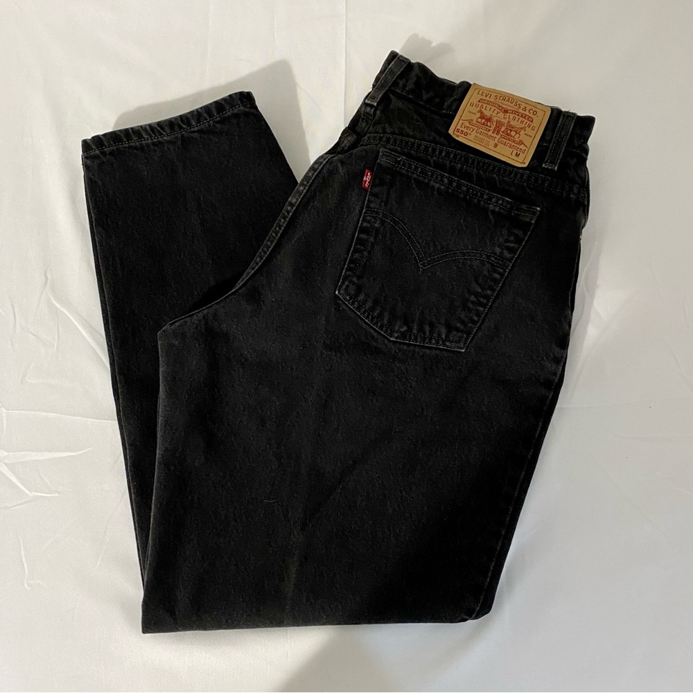 Vintage 90s Levi’s black 550 relaxed fit tapered leg jeans size 18